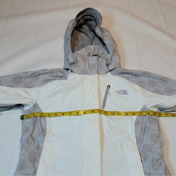 The North Face Hyvent Shell Rain Jacket Size Small - Picture 10 of 15